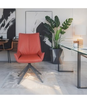 chaise pivotante LEA cuir rouge coté salon