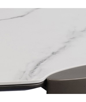 table basse futuriste AJACCIO pied bronze plateau céramique golden stone détail assemblage