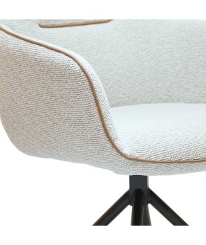 lot 2 chaises pivotantes ELVIRA détail tissu beige design scandinave contemporain détail tissu