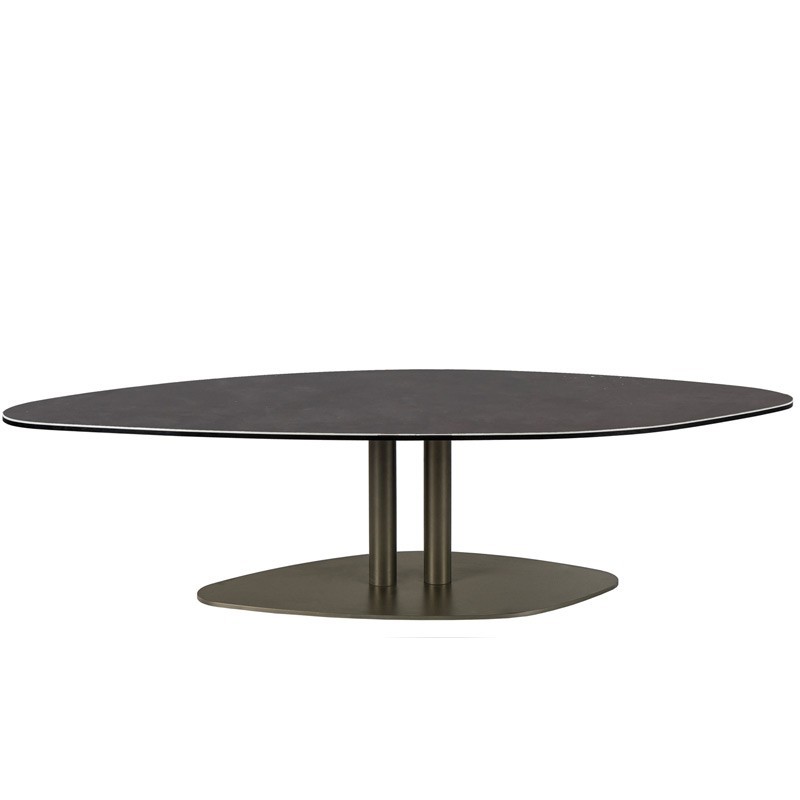 Table basse VELA plateau acier corten pied bronze design scandinave italien