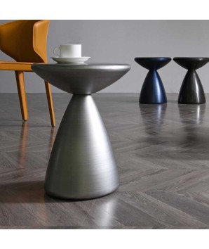 Coin canapé TAMTAM cône inversé design sculptural moderniste argent